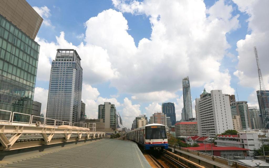 The Heritage Sathorn Suite Hotel Bangkok Exteriör bild